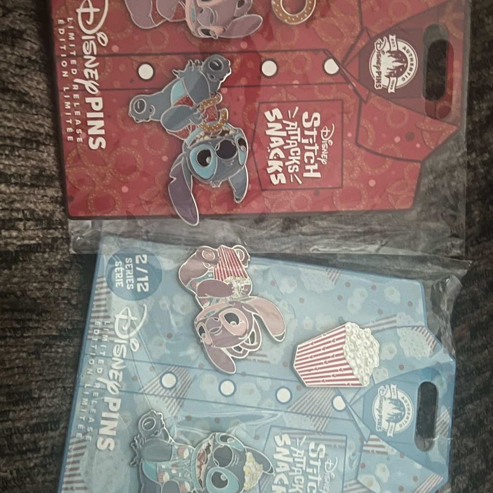 Disney Stitch Snack Time Pin Collection - Red and Blue